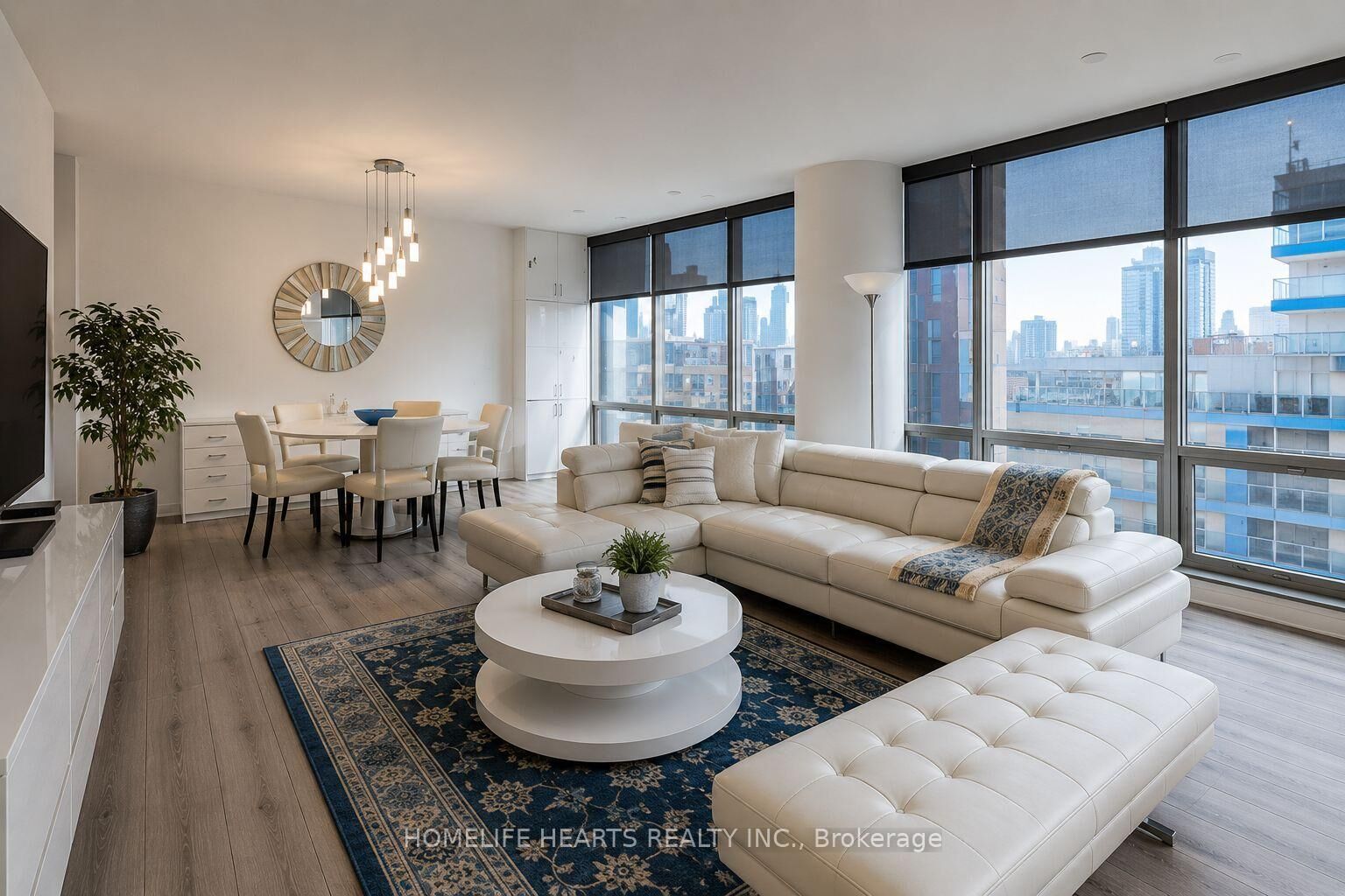 Property Photo:  35 Mariner Terrace 309  ON M5V 3V9 