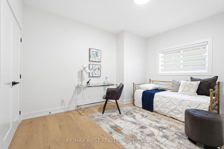 Property Photo: 3163 Rolling Stone Court ON L5B 4G5