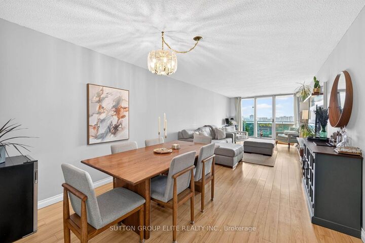 Property Photo: 820 Burnhamthorpe Road 2010 ON M9C 4W2