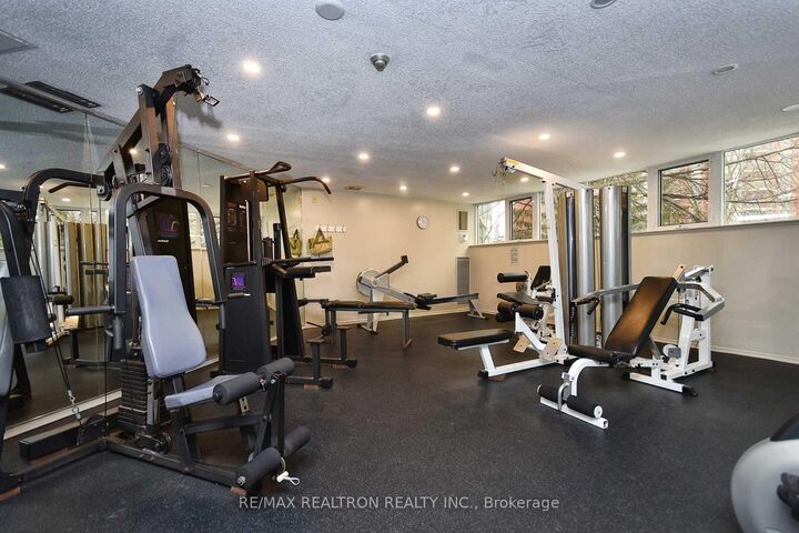 Property Photo:  20 Dean Park Road 817  ON M1B 3G9 