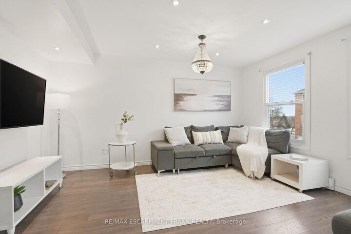 Property Photo:  1255 Upper Gage Avenue 15  ON L8W 3C7 