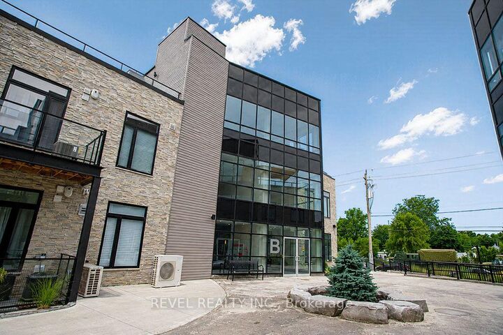 Property Photo: 85B Morrell Street 117 ON N3T 4J6