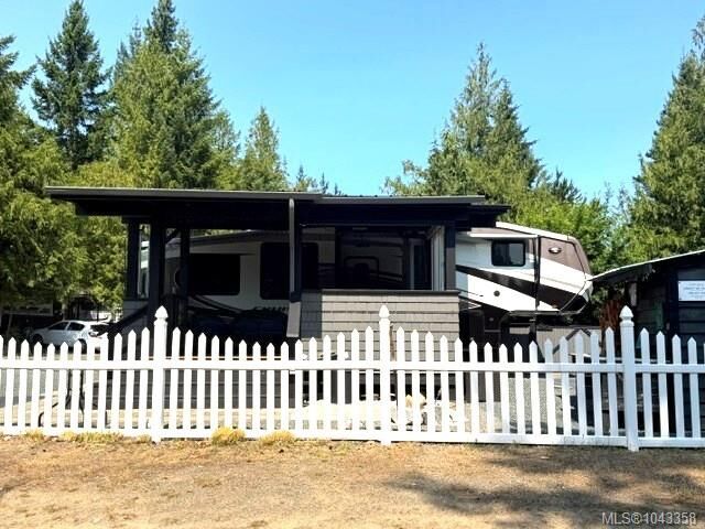 Property Photo: 2650 Turnbull Rd #A4 BC V0R 1G0