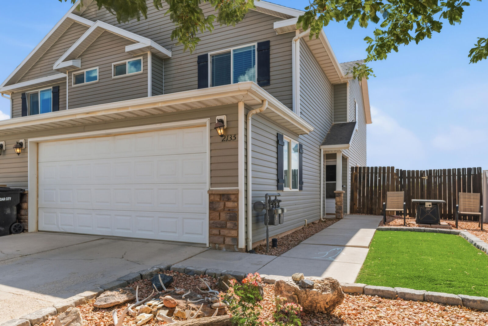 Property Photo: 2135 N 550 W UT 84721