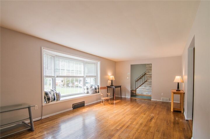 Property Photo: 138 Matterhorn Rd PA 15146