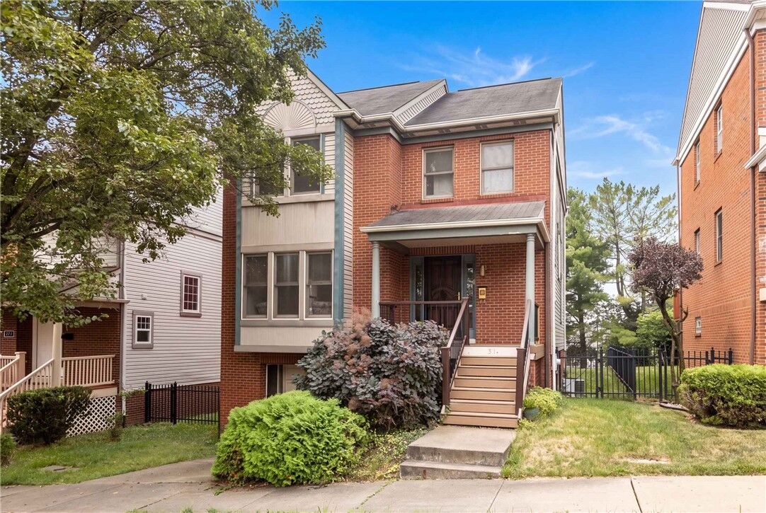 Property Photo:  519 Arthur St  PA 15219 