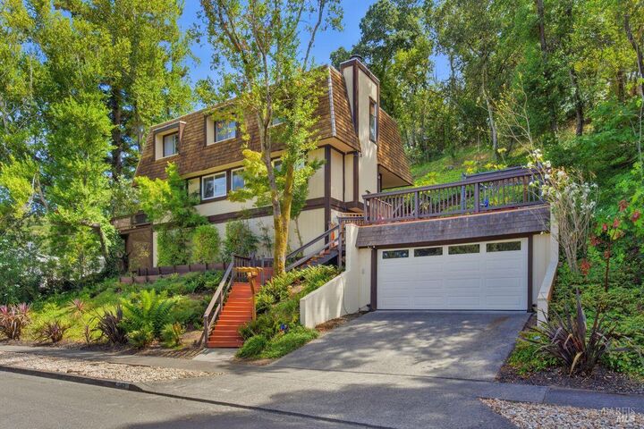 Property Photo: 583 Fairway Drive CA 94949