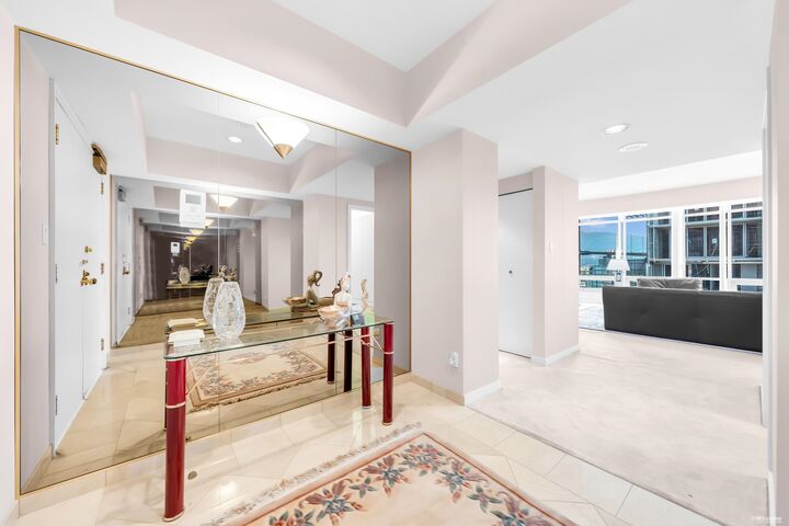 Property Photo: 1500 Alberni Street 12A BC V6G 3C9