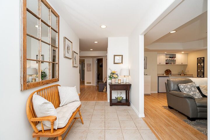 Property Photo: 31517 Spur Avenue 35 BC V2T 6V7