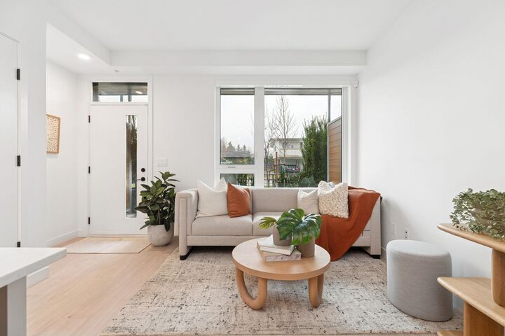 Property Photo: 921 Grant Street 109 BC V3J 0S2