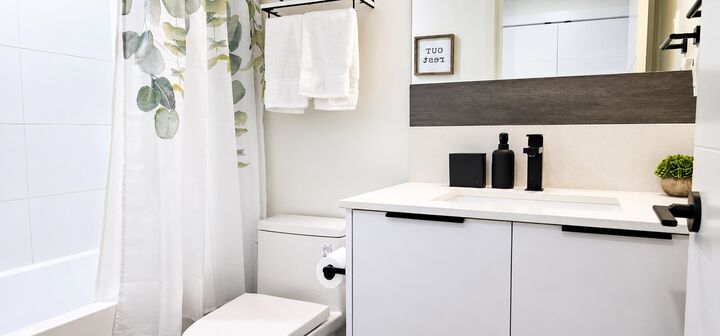 Property Photo: 10778 138 Street 505 BC V3T 0S5