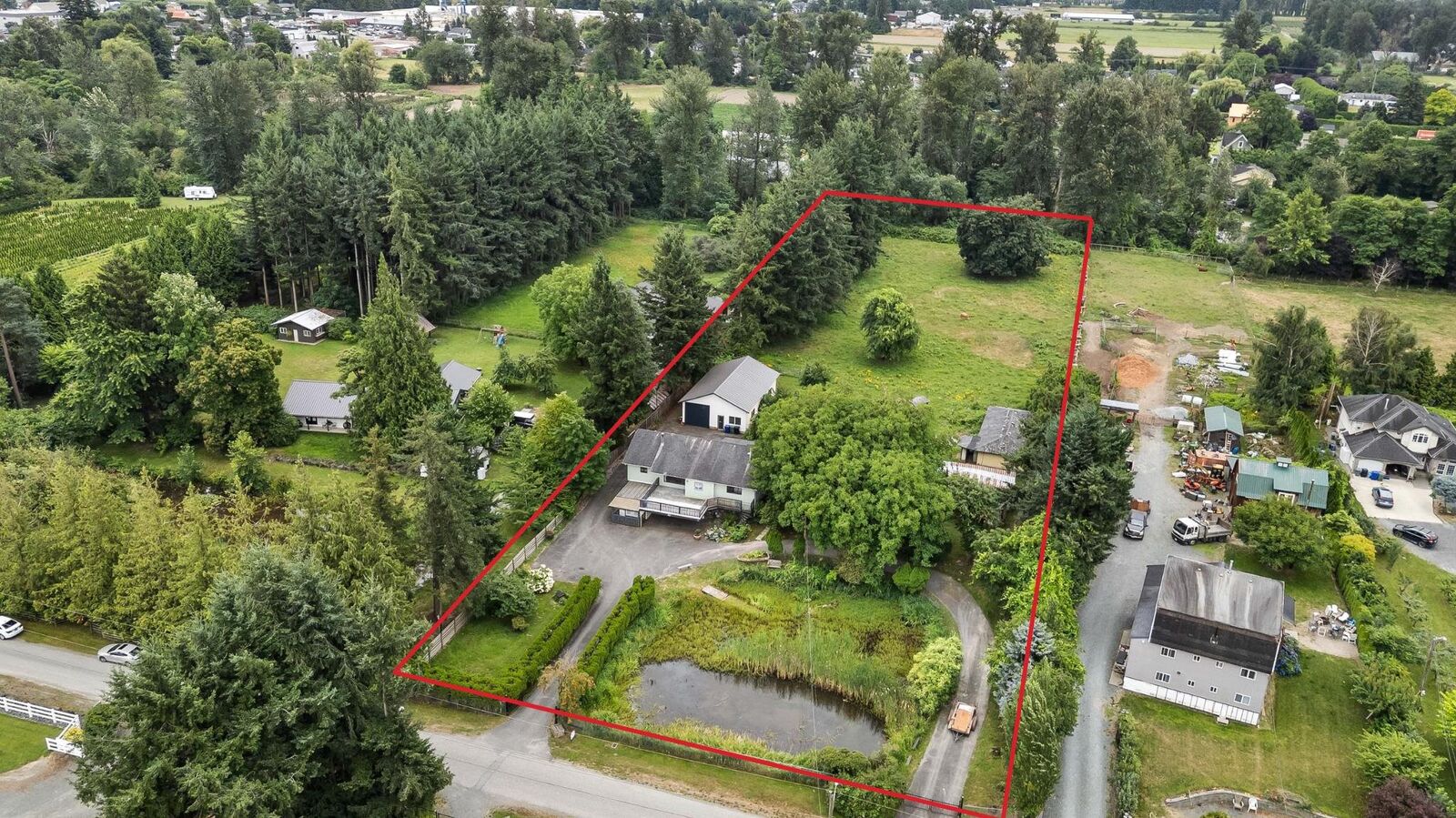 Property Photo: 41692 Hare Avenue BC V2R 5E9