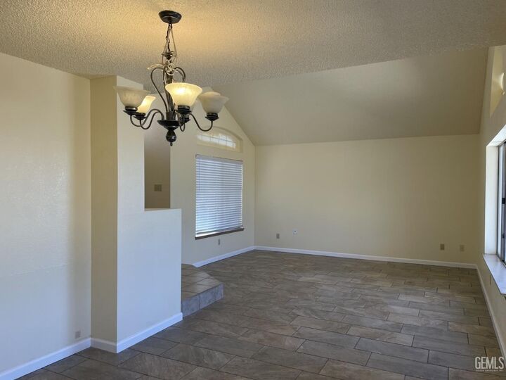 Property Photo: 6213 Quaking Aspen Street CA 93313