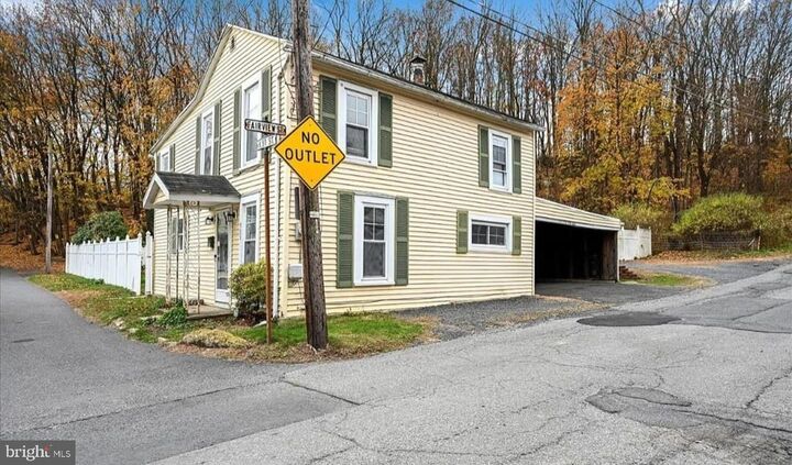 Property Photo: 901 Fairview Street PA 17901