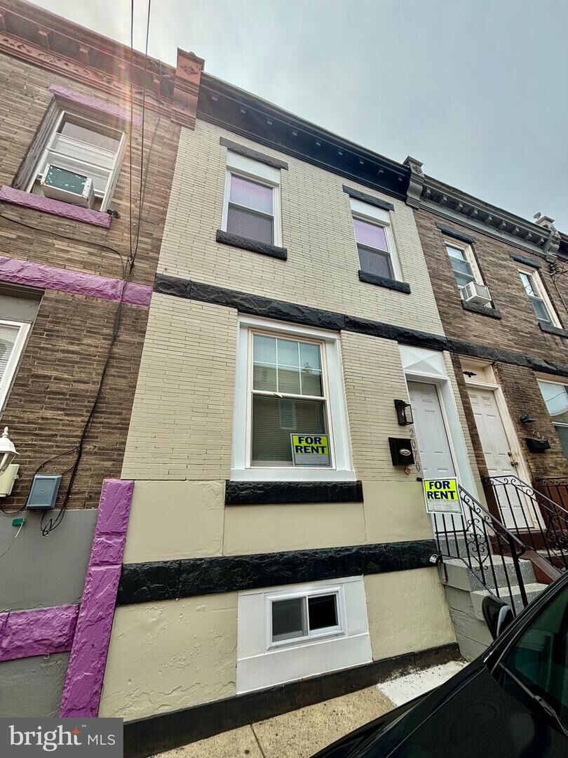 Property Photo:  2070 E Lippincott Street  PA 19134 