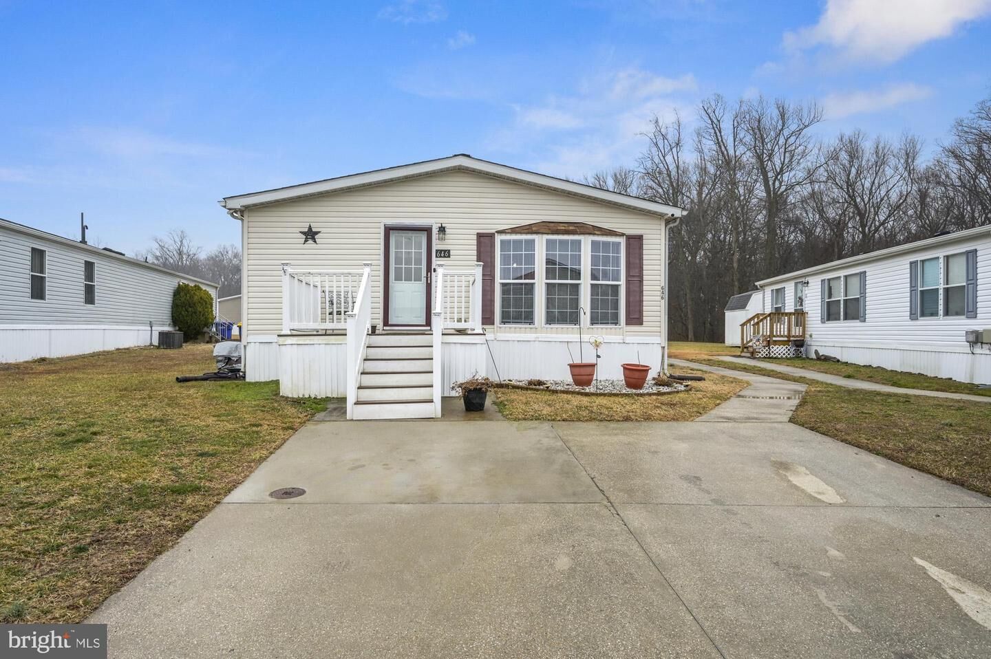 Property Photo: 646 Fox Pointe Drive 71 DE 19904
