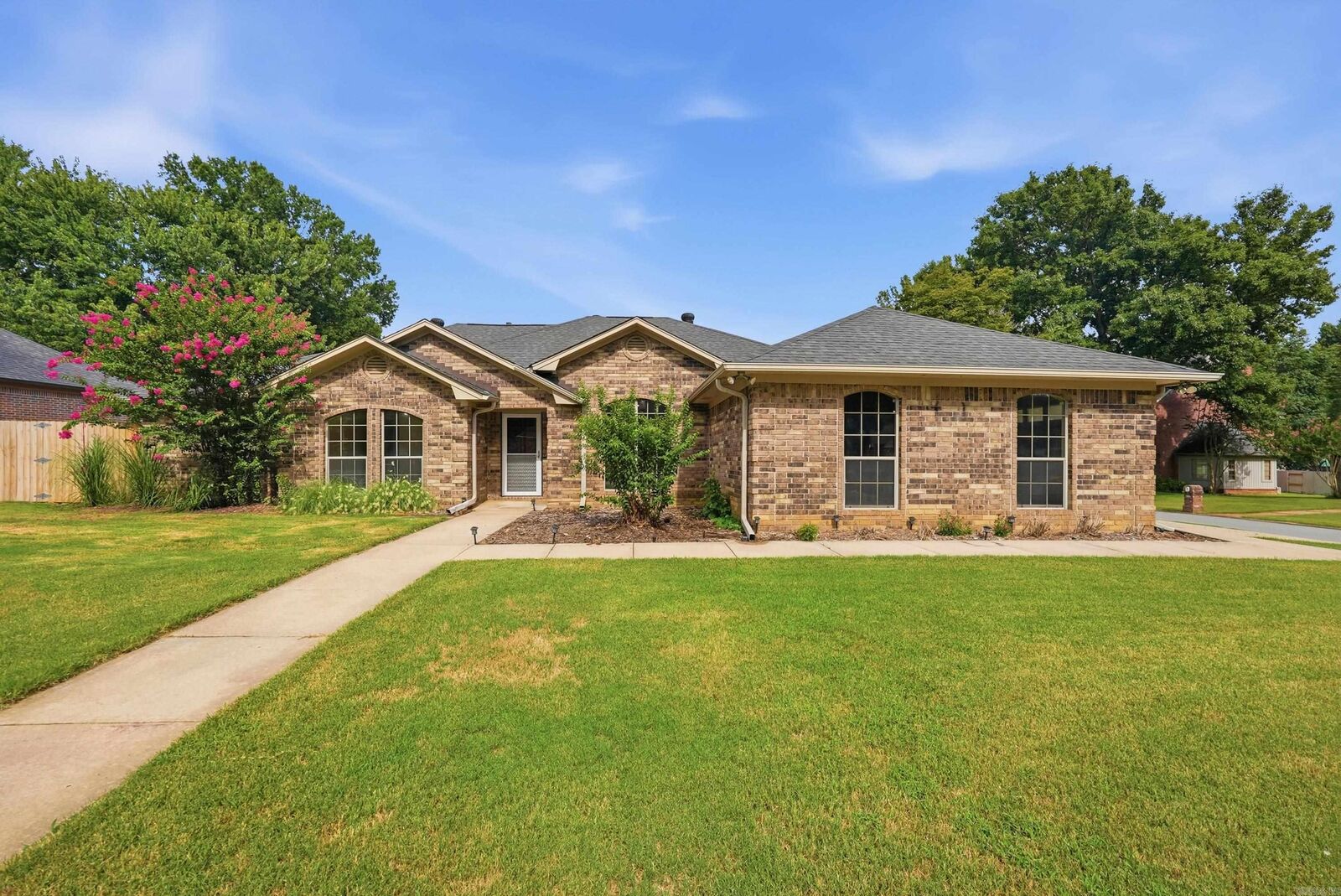 Property Photo:  1500 John Ed Circle  AR 72034 