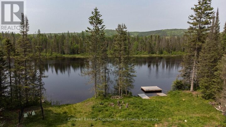 Photo de la propriété: 524 Airport Road ON P0A 1X0