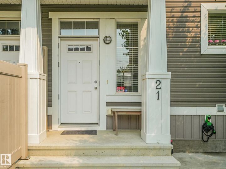 Property Photo:  #21 1140 Chappelle Bv SW  AB T6W 2Z3 