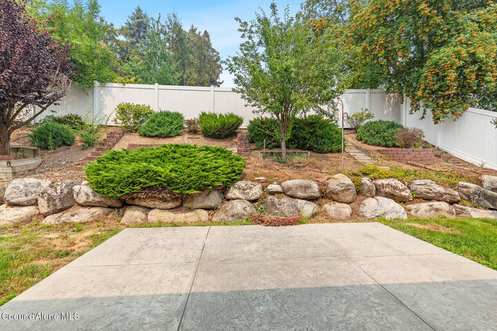 Property Photo: 701 E Kokanee Dr ID 83854