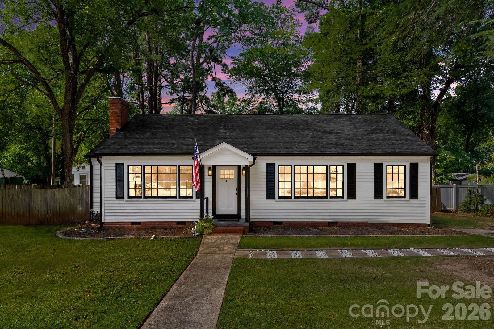 Property Photo: 350 Jefferson Street E SC 29745