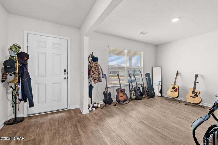 Property Photo: 247 Ryder Lane FL 32404
