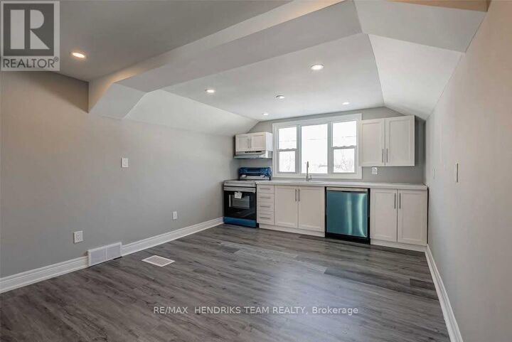 Property Photo: 9 Rykert Street ON L2S 1J6
