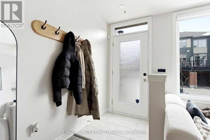 Property Photo: 808 Kiniw Private ON K1K 5A4