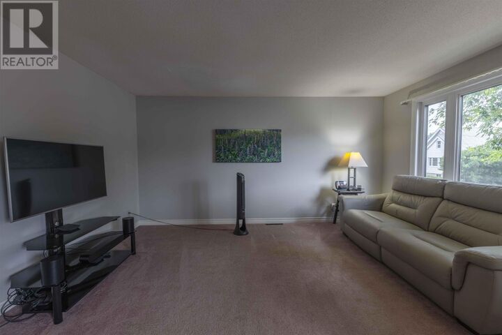 Property Photo: 79 Algonquin Ave S ON P7B 4S7