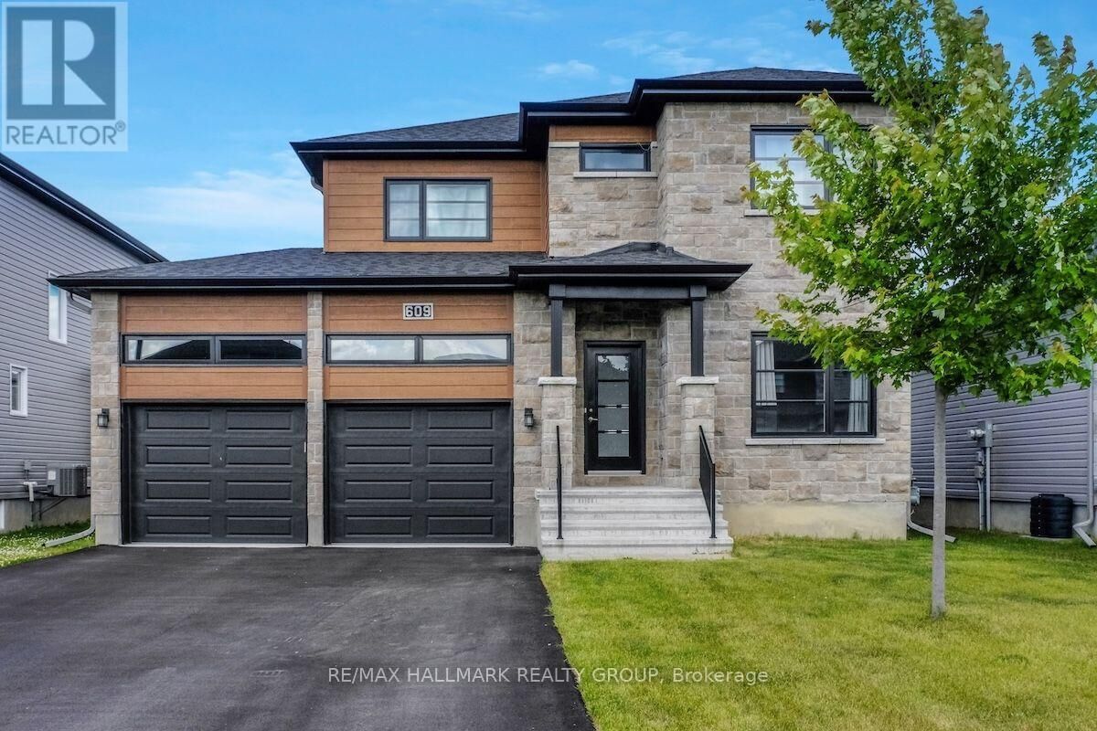 Property Photo: 609 Misty Street ON K4R 0G3