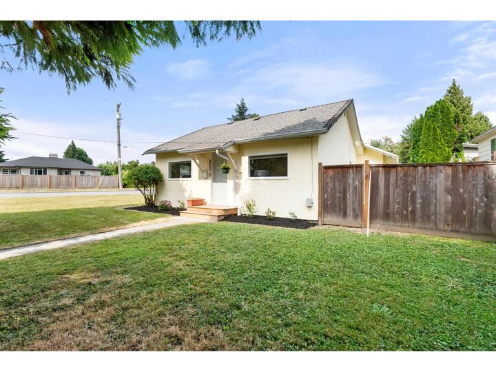 Property Photo: 9570 Victor Street BC V2P 5B4