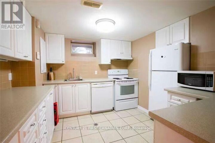 Photo de la propriété:  309 Blue Forest Drive Lower  ON N6G 3J7 