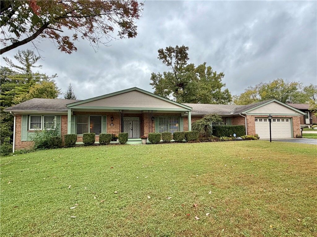 Property Photo:  2101 Tullis Drive  OH 45042 