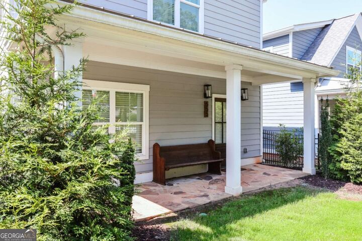 Property Photo: 655 Oglethorpe Avenue GA 30606