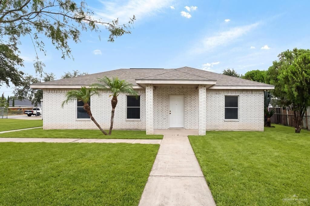Property Photo: 1201 E 1st Street TX 78572