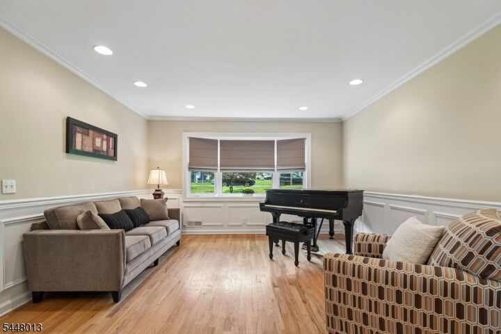 Property Photo:  11 Colonial Way  NJ 07039 