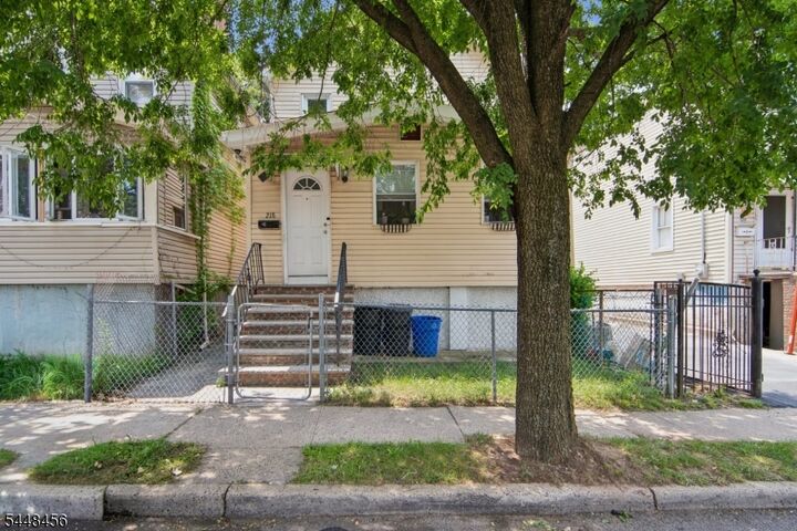 Property Photo:  218 Wallace St  NJ 07050 