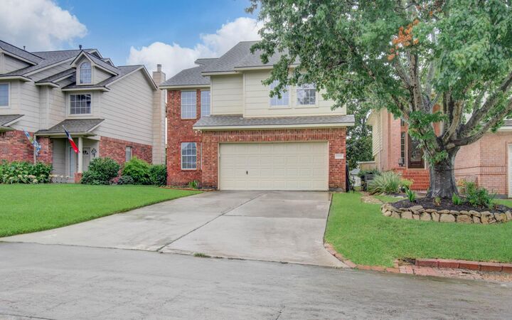 Property Photo:  108 April Cove  TX 77356 