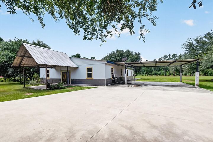 Property Photo: 26390 Pecan Grove TX 77328