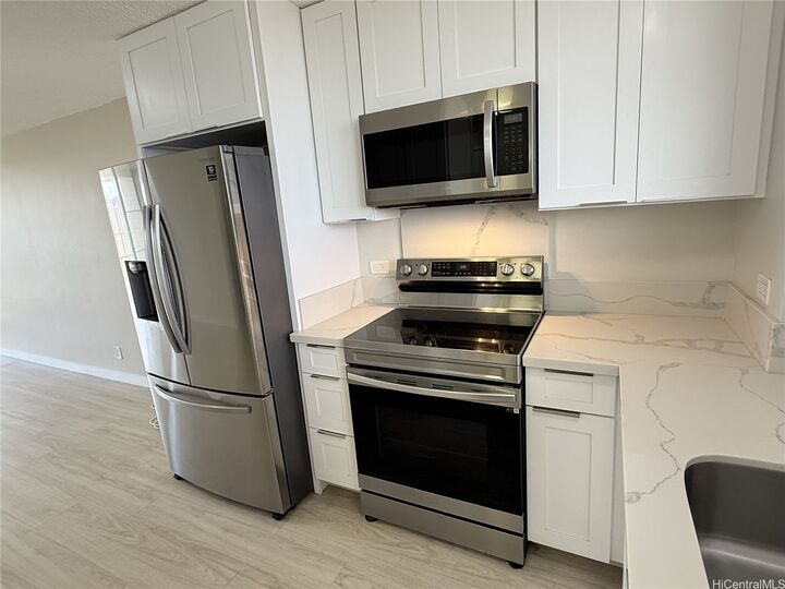 Property Photo: 2920 Ala Ilima Street 1606 HI 96818