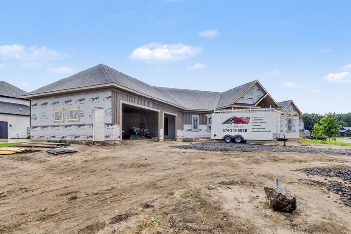 Property Photo: 18416 Donegal Drive IN 46637