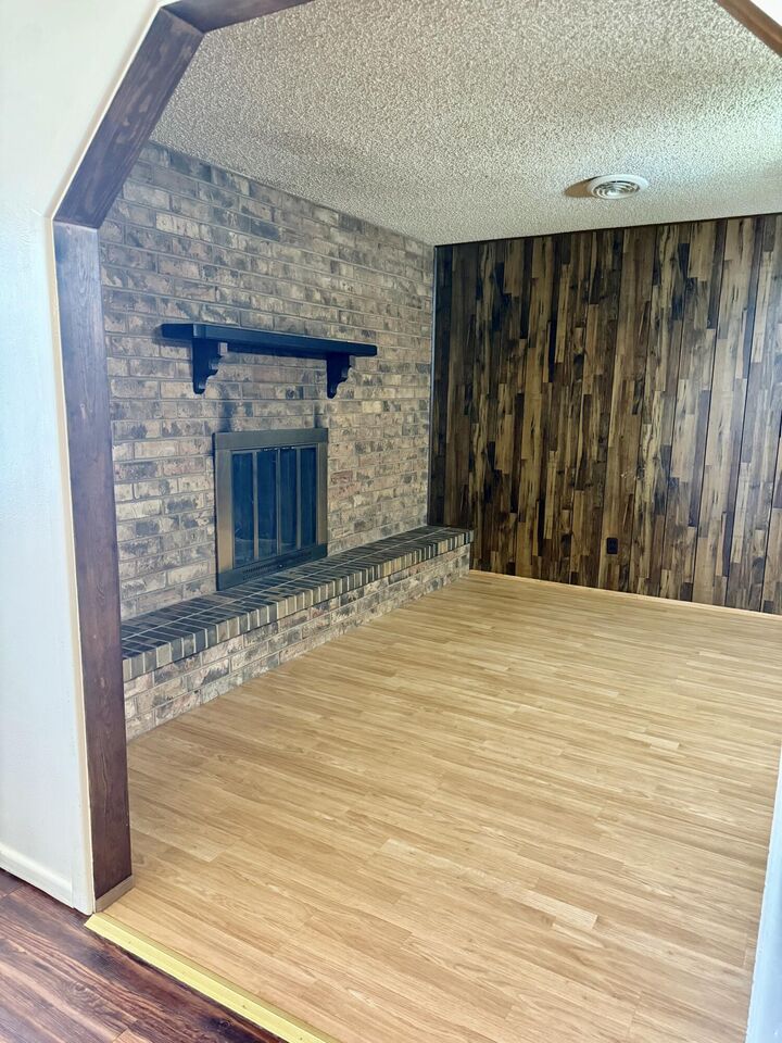 Property Photo: 715 6th Place TX 79329