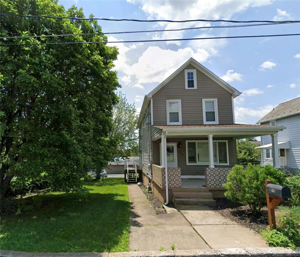 Property Photo: 515 Heckman Avenue PA 18064