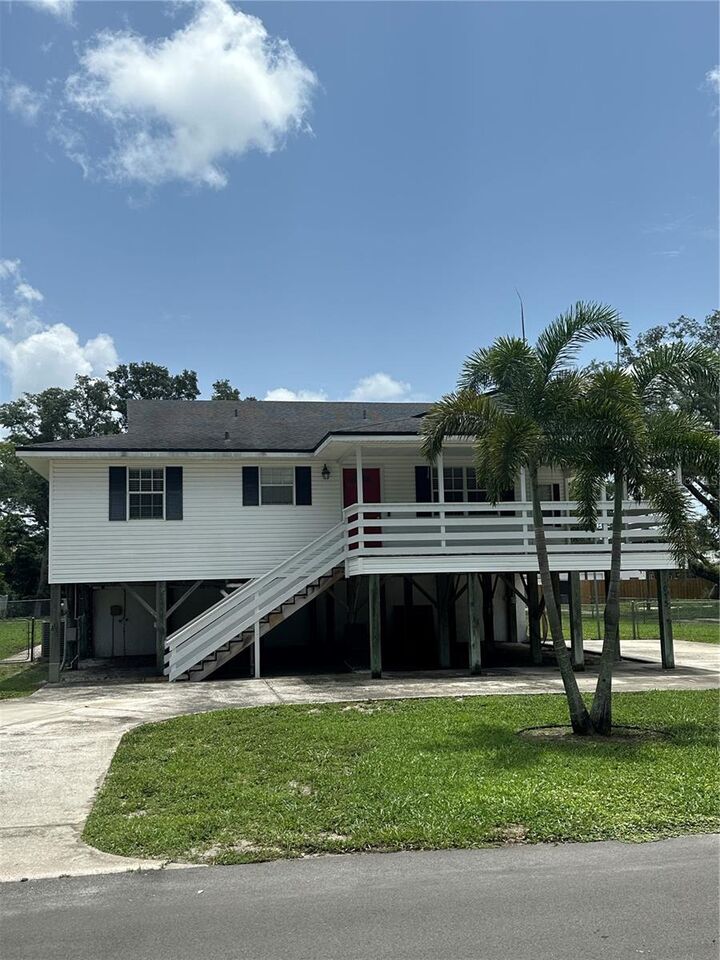 Property Photo: 12055 Murray Avenue FL 33778