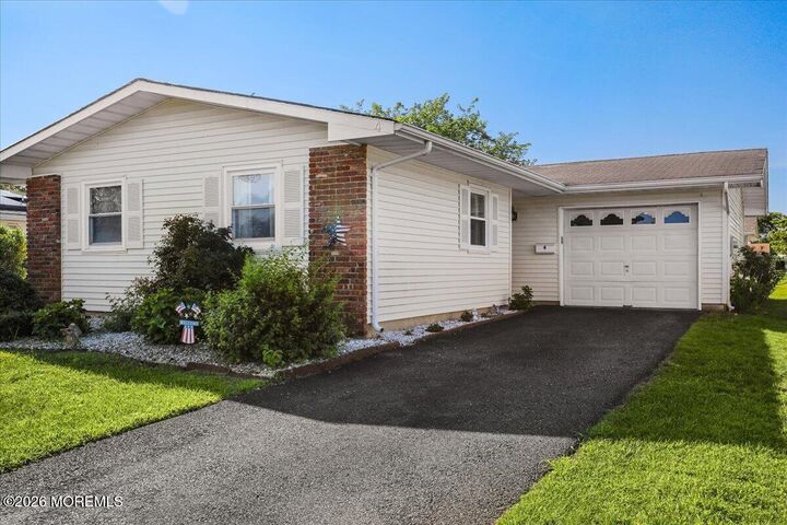 Property Photo:  4 Phillips Road  NJ 08724 