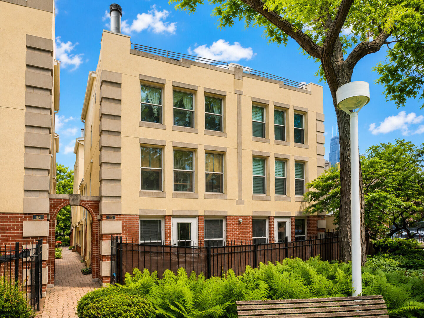 Property Photo:  1170 S Plymouth Court 2se  IL 60605 