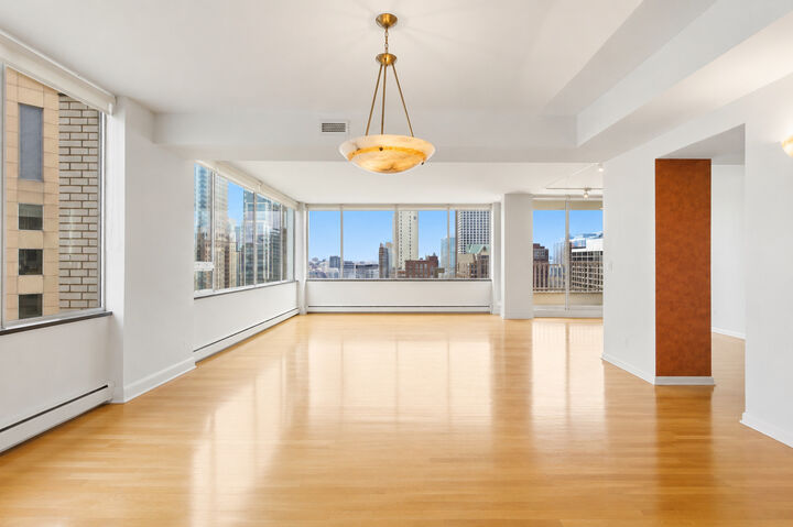 Property Photo: 1000 N Lake Shore Plaza 24C IL 60611