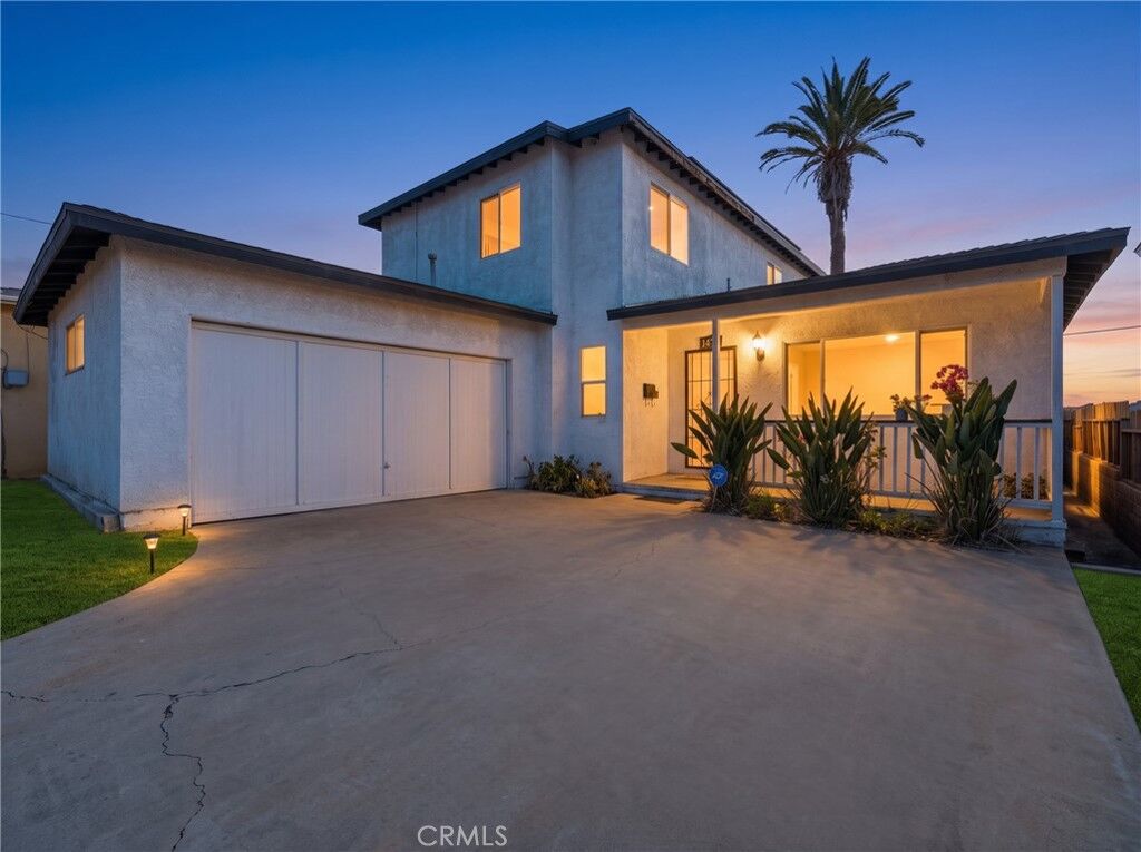 Property Photo:  1428 W 124th  CA 90047 