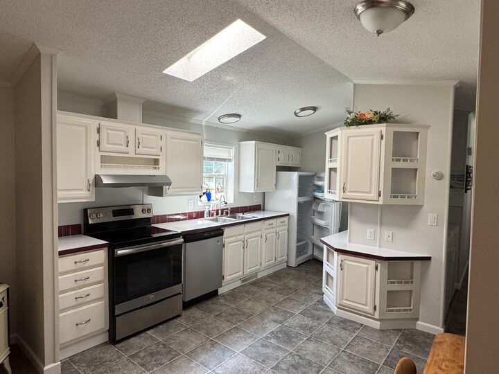 Property Photo:  38 Ridge Road  ME 04346 
