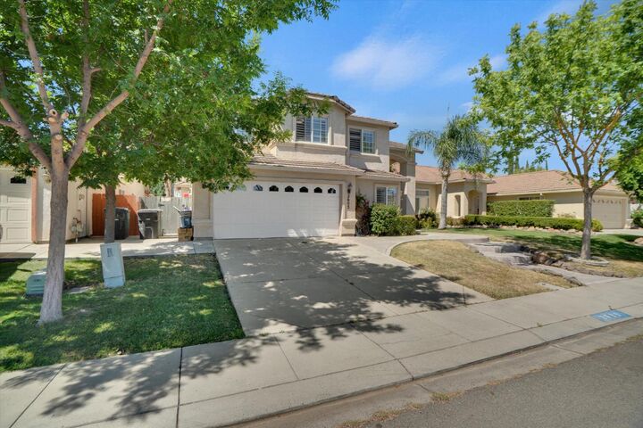 Property Photo: 2605 Fiedler Way CA 95355